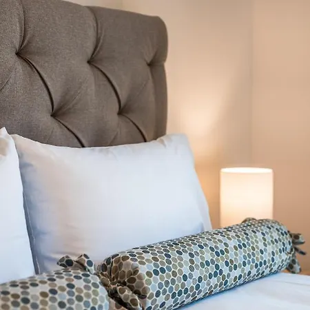 Effie's Two Bedroom Appartement