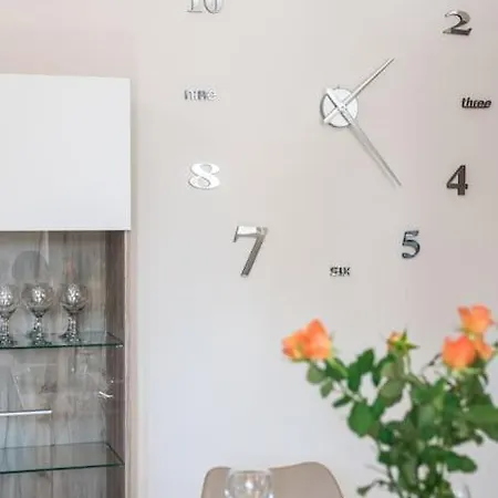 アパート Effie's Two Bedroom