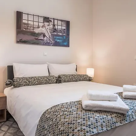 Effie's Two Bedroom *